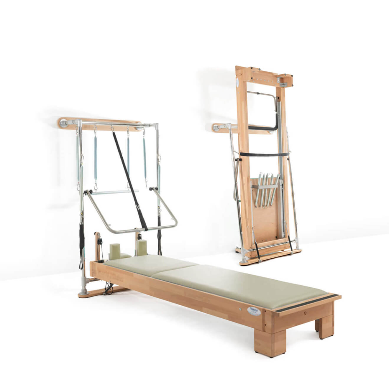 World Pilates Wall-mounted Reformer Tower ribaltabile a parete TPE Line